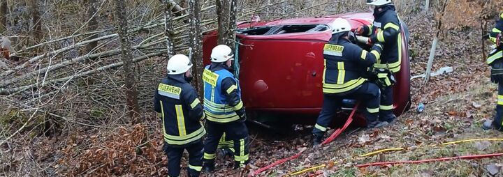Verkehrsunfall Kreisstraße 6137