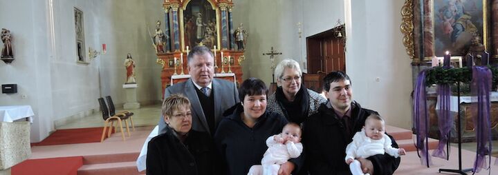 Taufe Marina und Emilia Reithinger